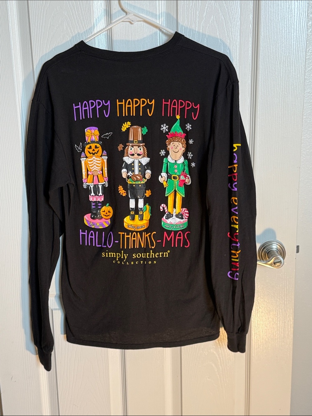 Simply Southern Women’s (Medium)  "Hallo-Thanks-Mas" Long Sleeve